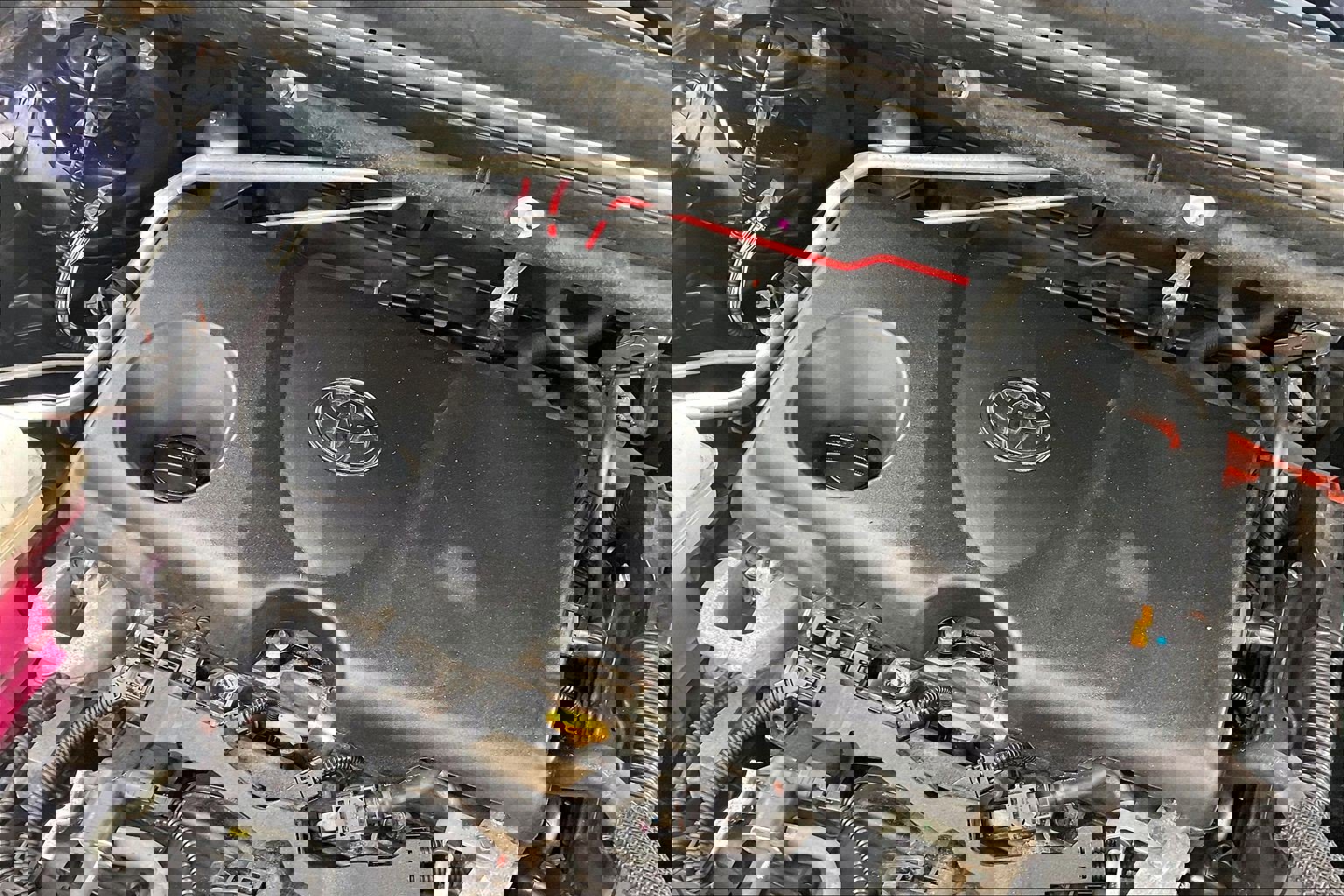 Used 2020 Toyota RAV4 XLE image 36