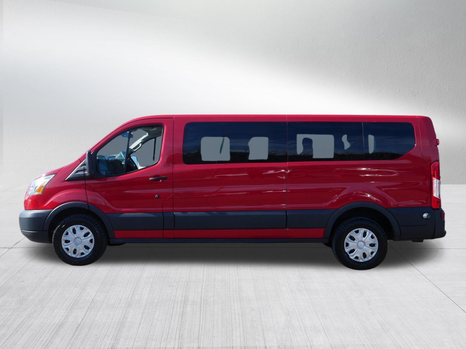 Used 2015 Ford Transit 350 XLT image 4