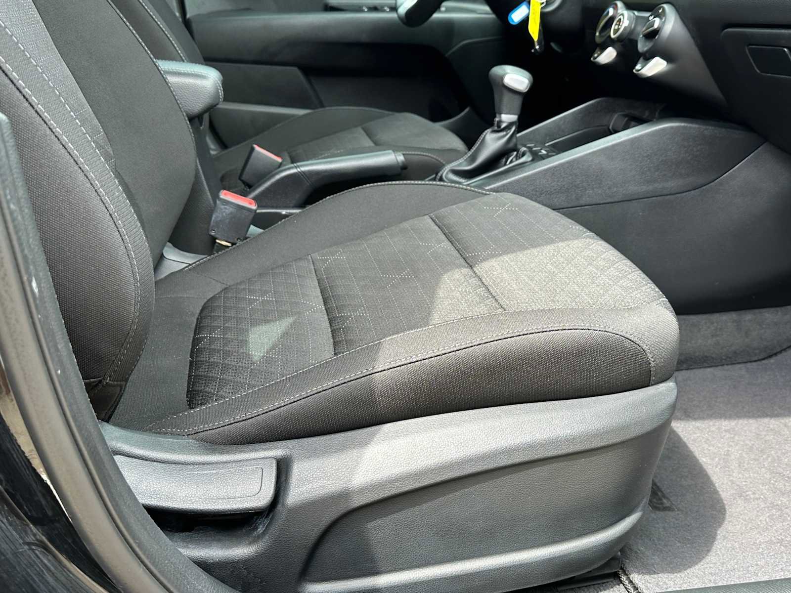 Used 2023 Kia Rio S image 19