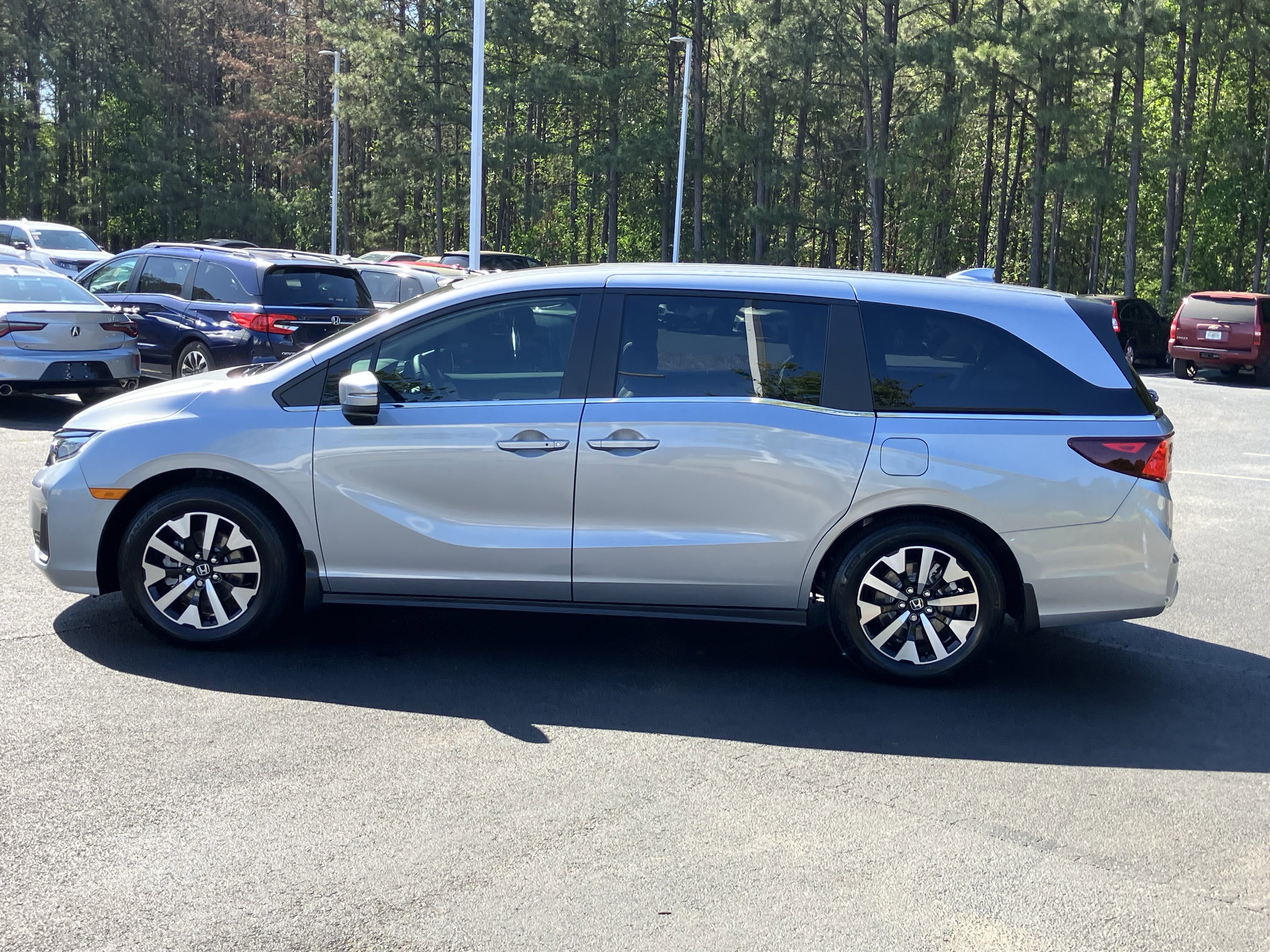 Certified 2026 Honda Odyssey EX-L image 7