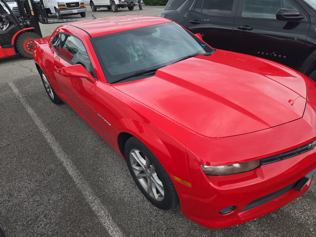 Used 2014 Chevrolet Camaro LS RWD image 2