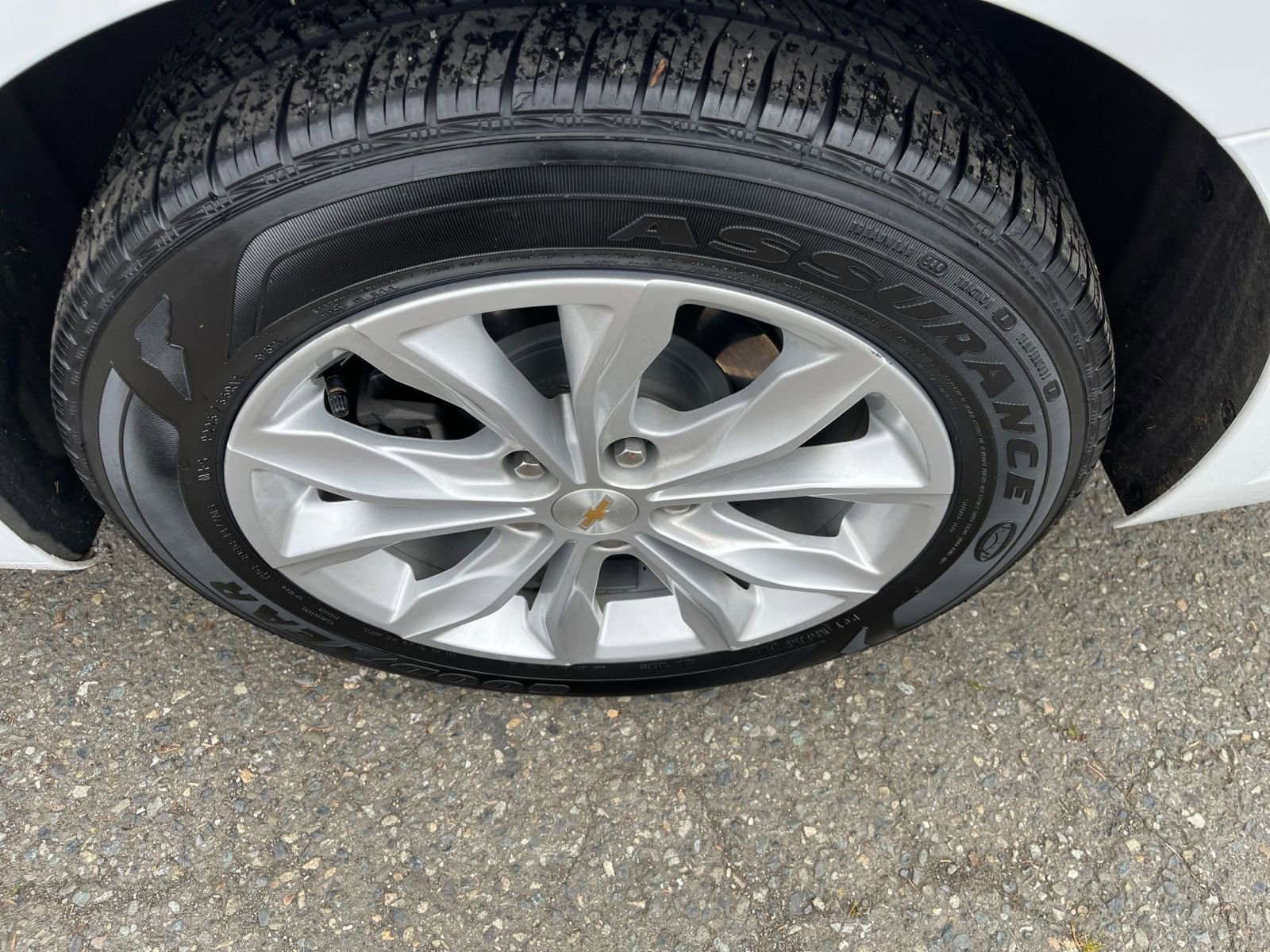 Used 2024 Chevrolet Malibu LT FWD image 31