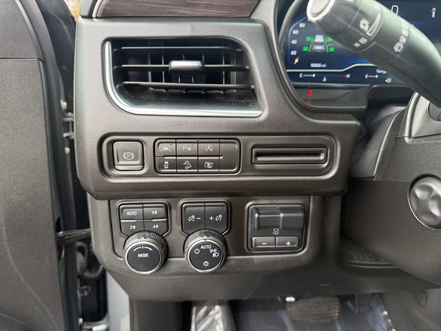 Used 2024 Chevrolet Tahoe Z71 w/ Luxury Package image 22