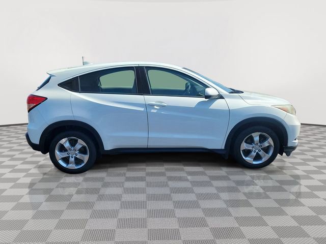 Used 2016 Honda HR-V LX image 6