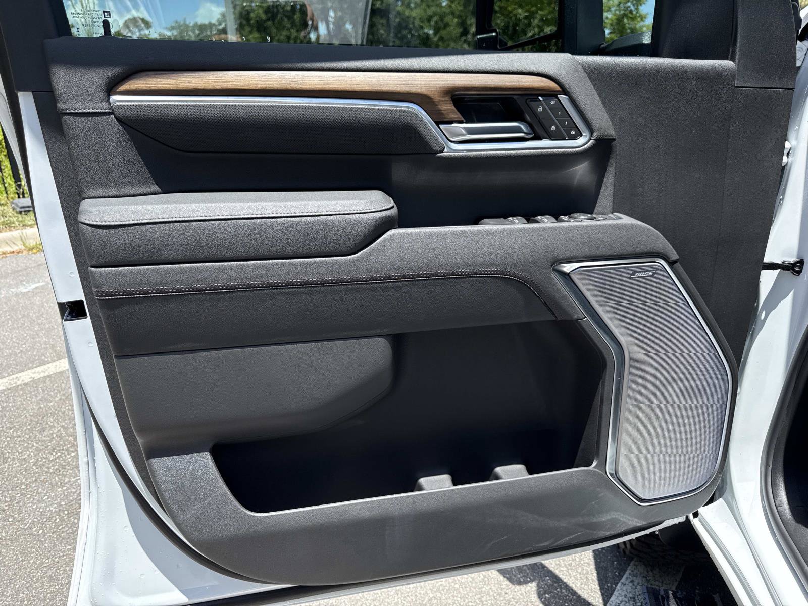 New 2026 Chevrolet Silverado 2500 High Country w/ High Country Premium Package AWD/4WD image 17