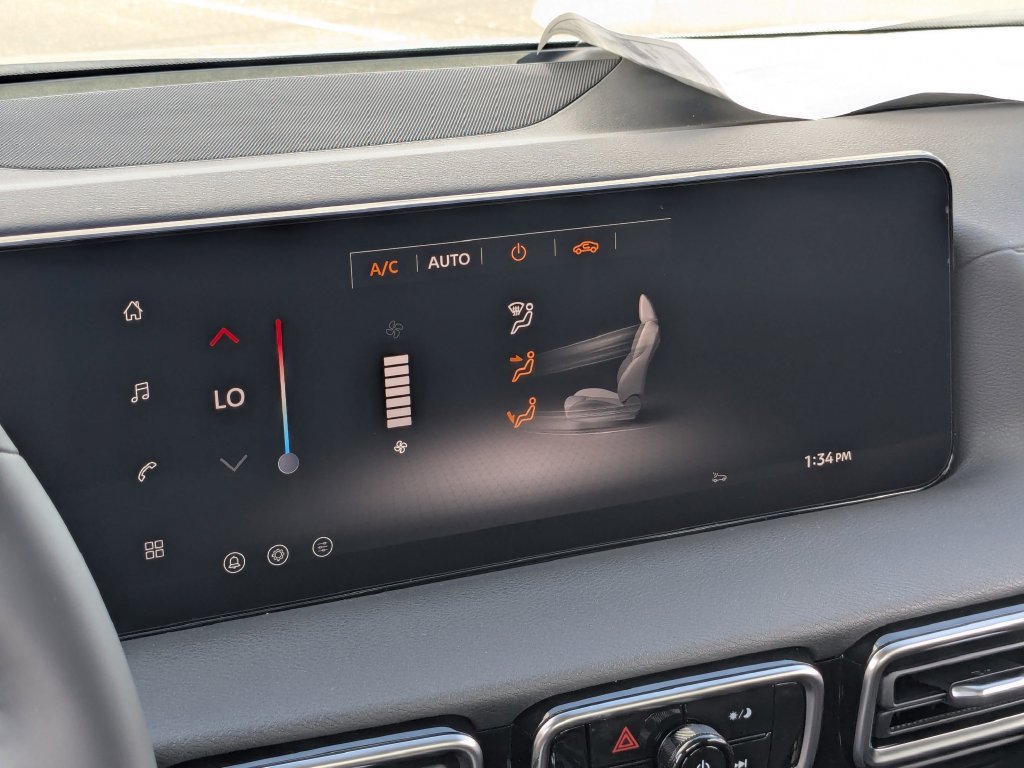 New 2027 Nissan Sentra SR FWD image 15