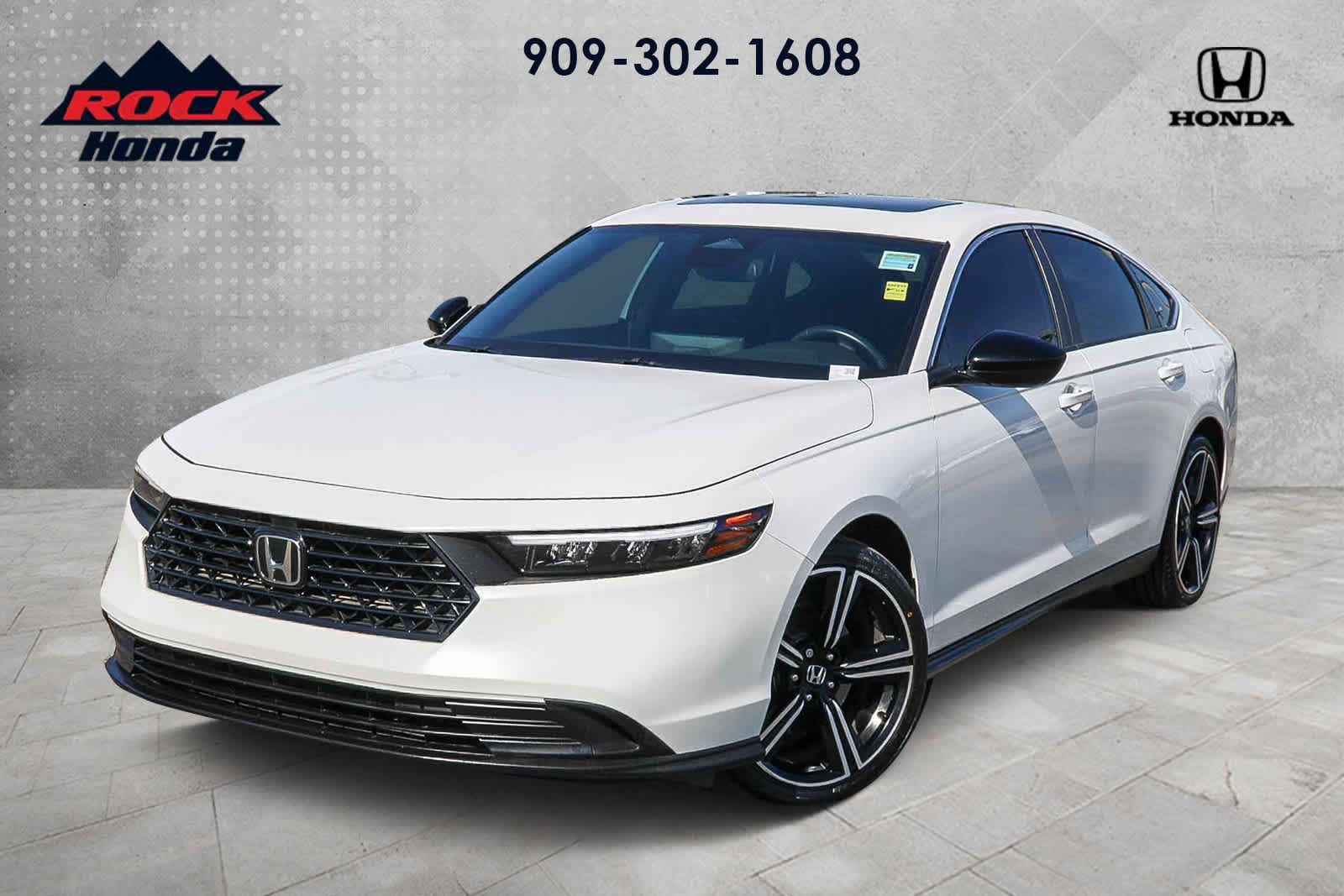 Used 2023 Honda Accord Sport image 1