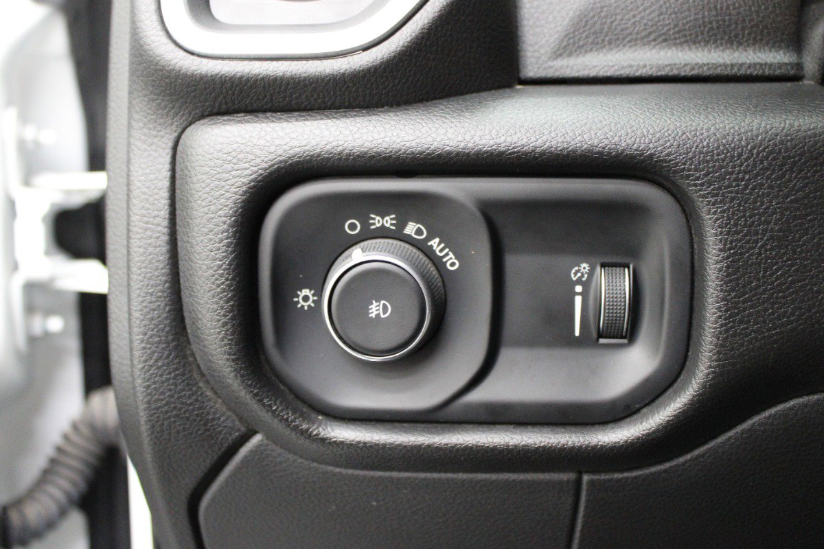 Used 2024 RAM 3500 SLT w/ Quick Order Package 2YG SLT AWD/4WD image 15