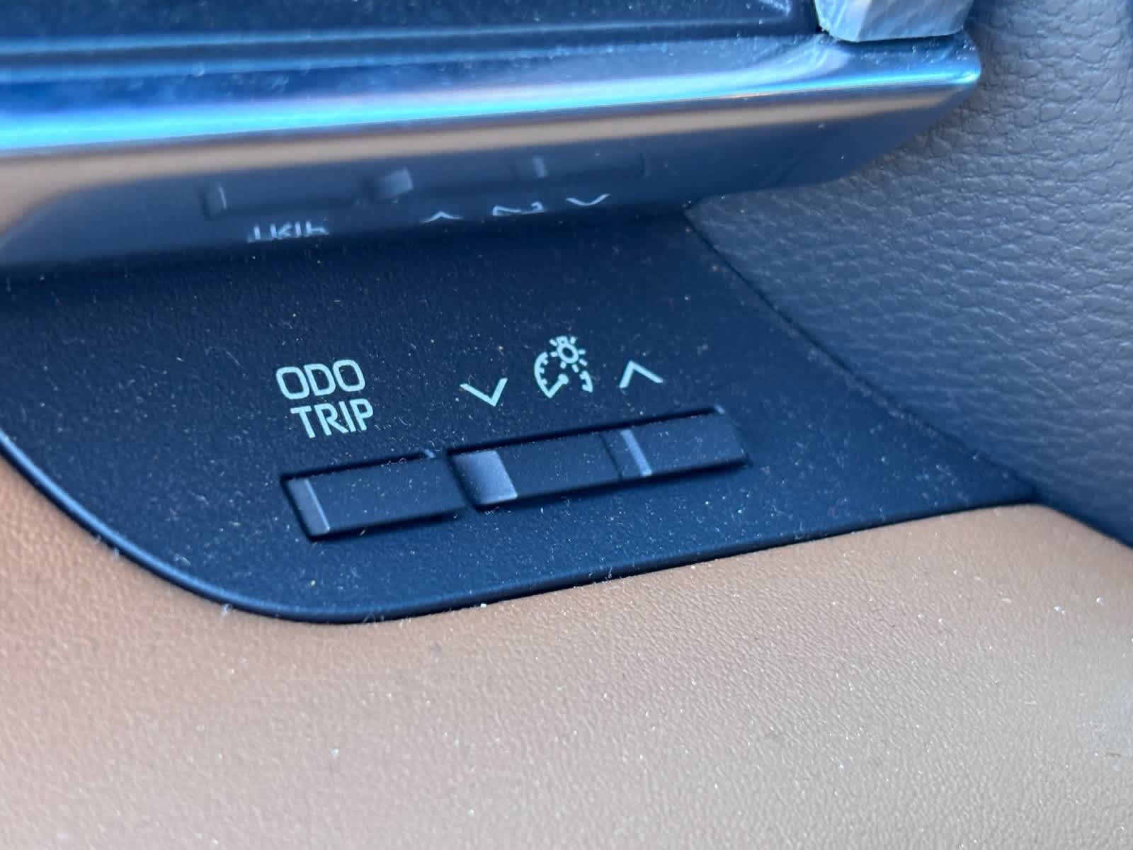 Used 2021 Toyota Highlander Platinum AWD/4WD image 13