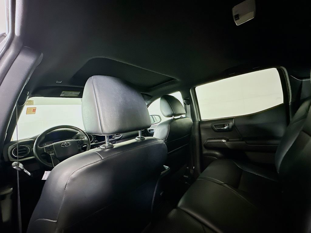 Used 2020 Toyota Tacoma TRD Sport w/ TRD Premium Sport Package image 13