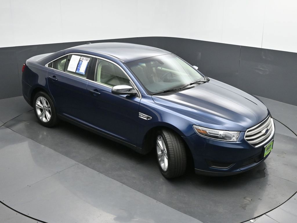 Used 2017 Ford Taurus SE image 40