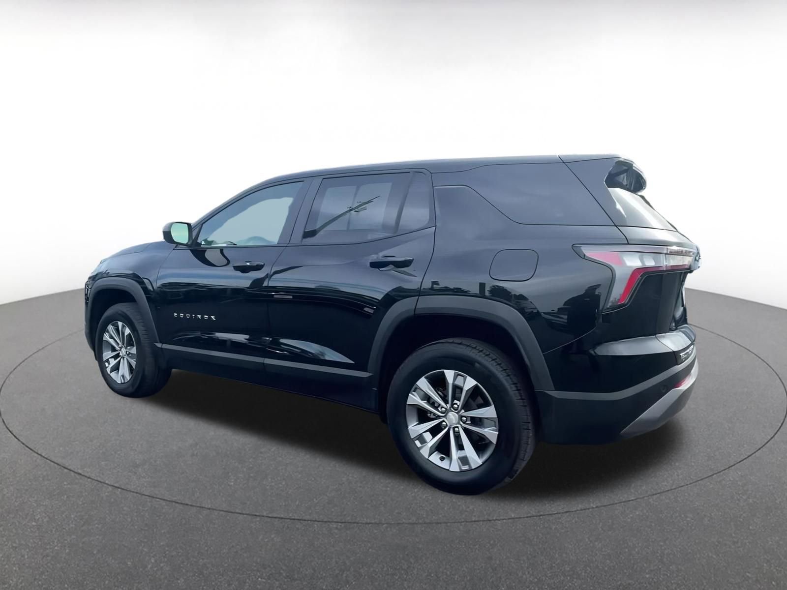 Used 2025 Chevrolet Equinox LT image 10