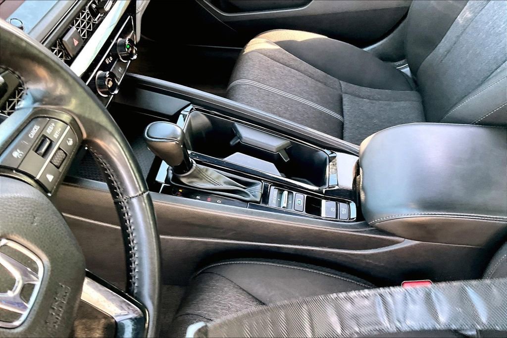 Used 2024 Honda Accord Sport image 15