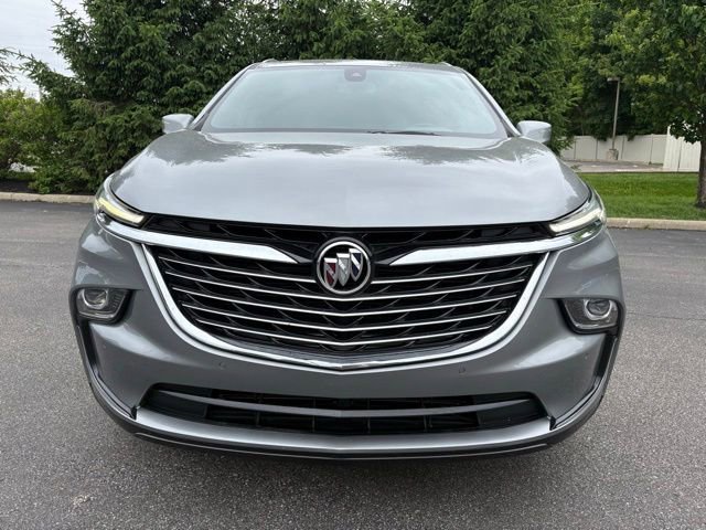 Used 2023 Buick Enclave Essence AWD/4WD image 12