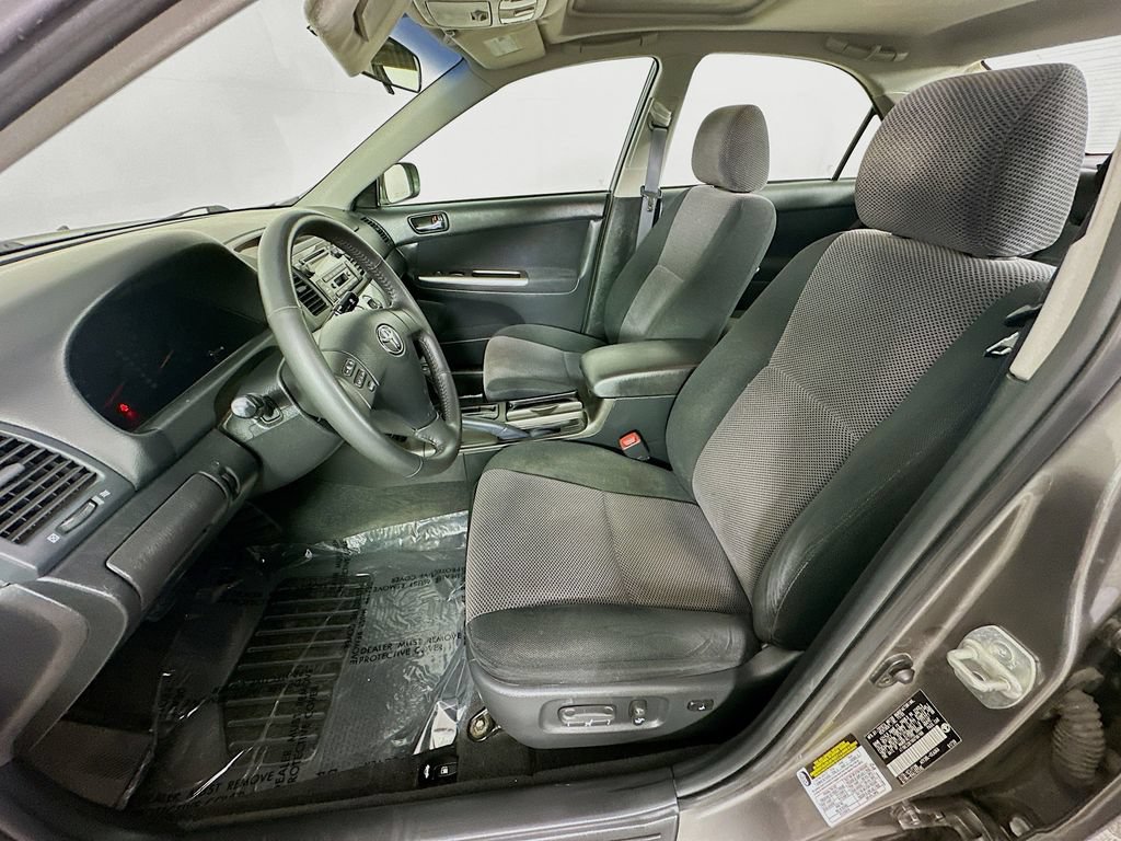 Used 2006 Toyota Camry FWD image 25