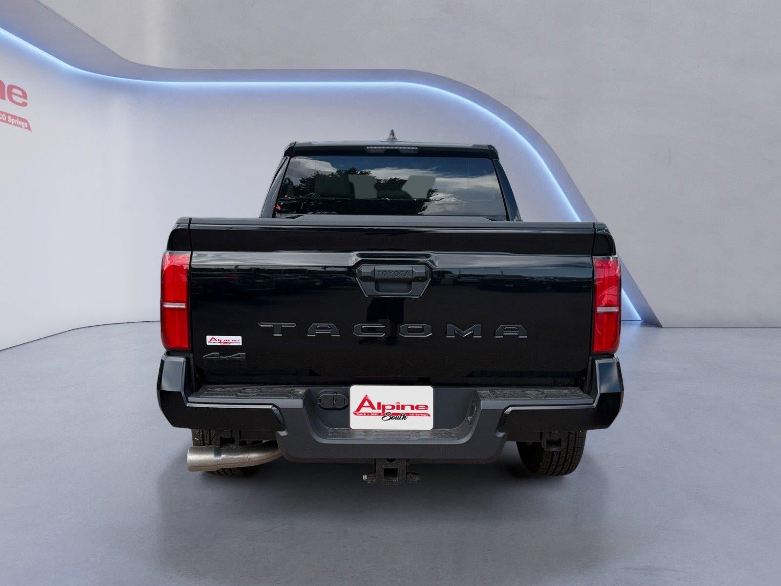 Used 2026 Toyota Tacoma SR5 AWD/4WD image 4