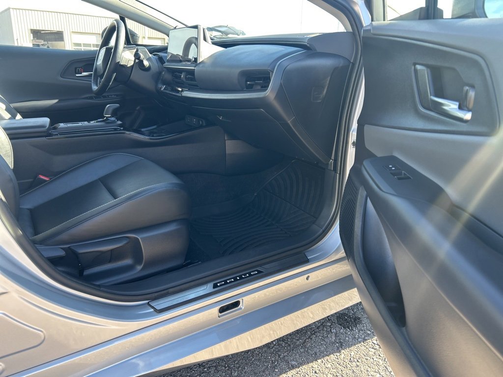 Used 2024 Toyota Prius Limited image 20