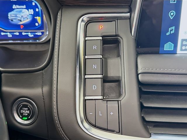 Used 2022 Chevrolet Tahoe Z71 w/ Z71 Off-Road Package image 19