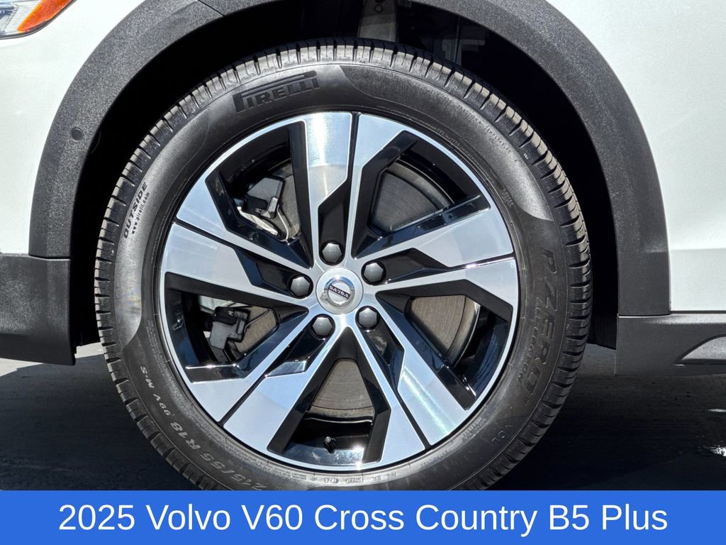 Certified 2025 Volvo V60 B5 Cross Country Plus image 25
