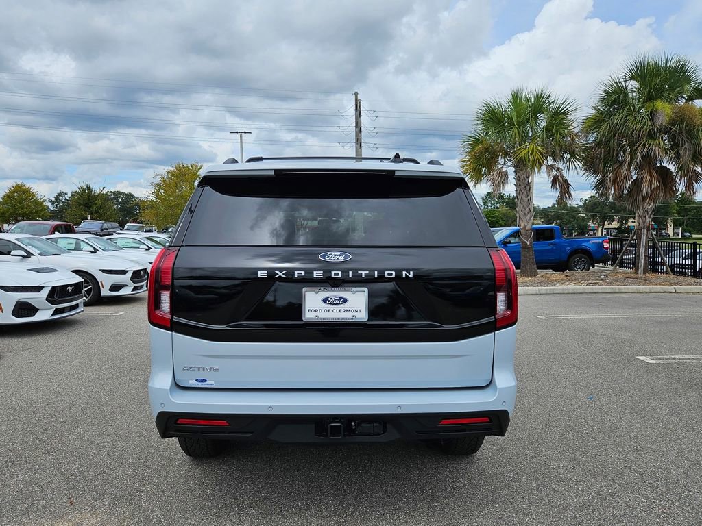 New 2025 Ford Expedition Active image 6