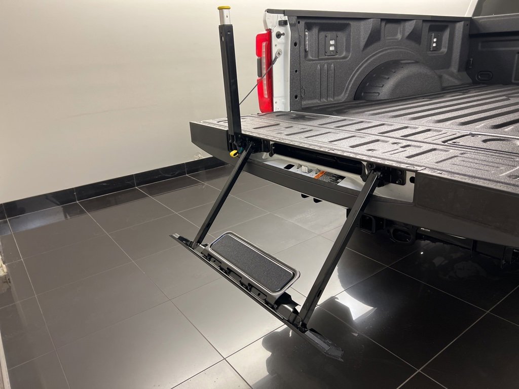 New 2026 Ford F250 Lariat image 40