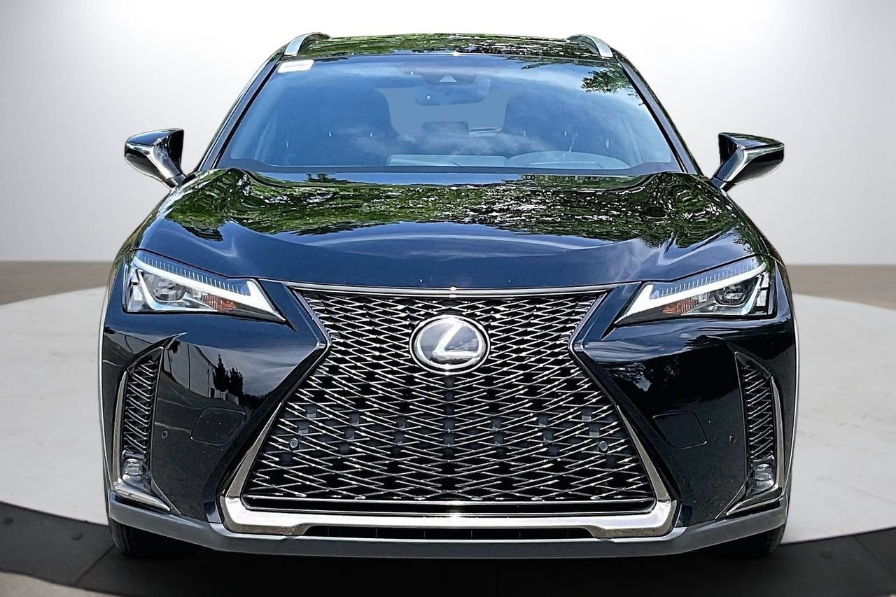 Used 2019 Lexus UX 200 F Sport w/ F Sport Premium Package FWD image 3