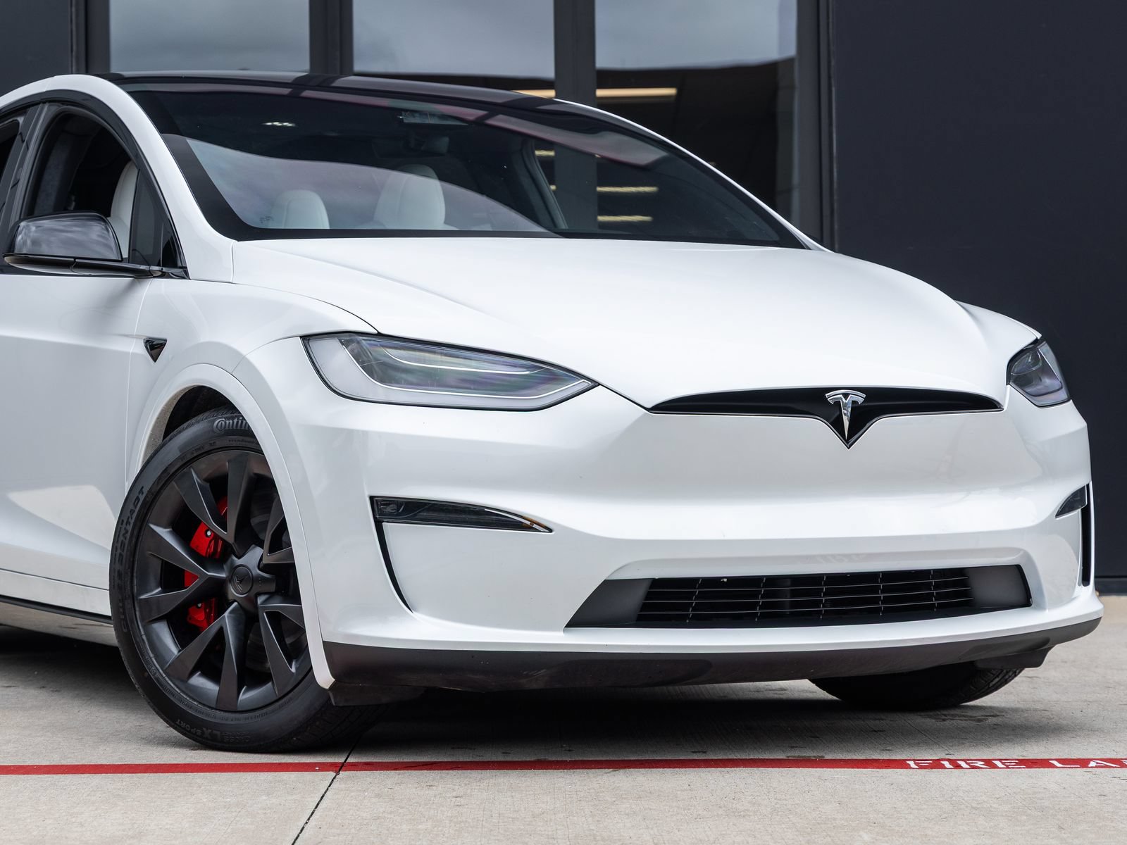 Used 2023 Tesla Model X Plaid AWD/4WD image 5