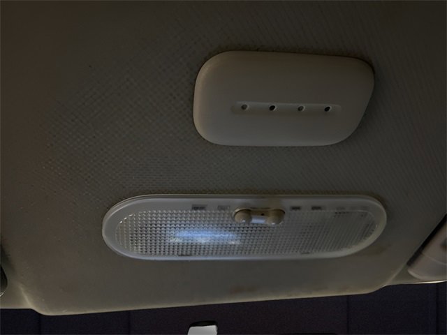 Used 2019 Nissan Versa SV image 23