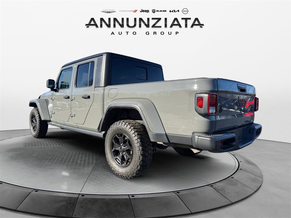 Used 2021 Jeep Gladiator Willys image 3