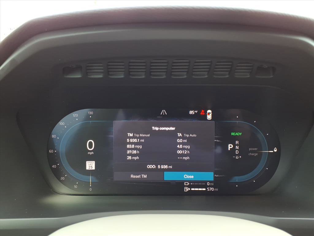 Used 2025 Volvo XC90 T8 Plus w/ Protection Package Premier image 25