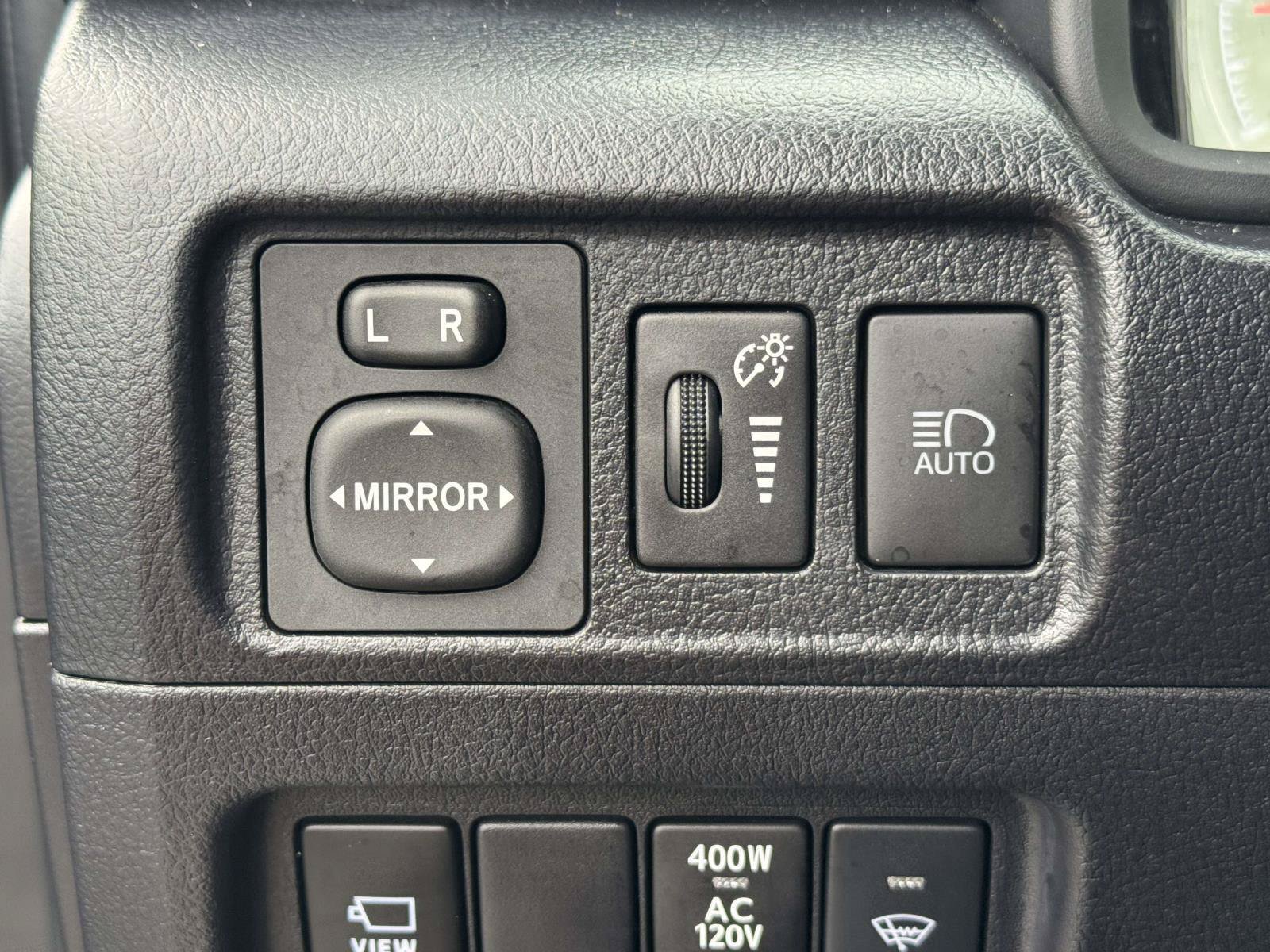Used 2023 Toyota 4Runner Limited AWD/4WD image 25