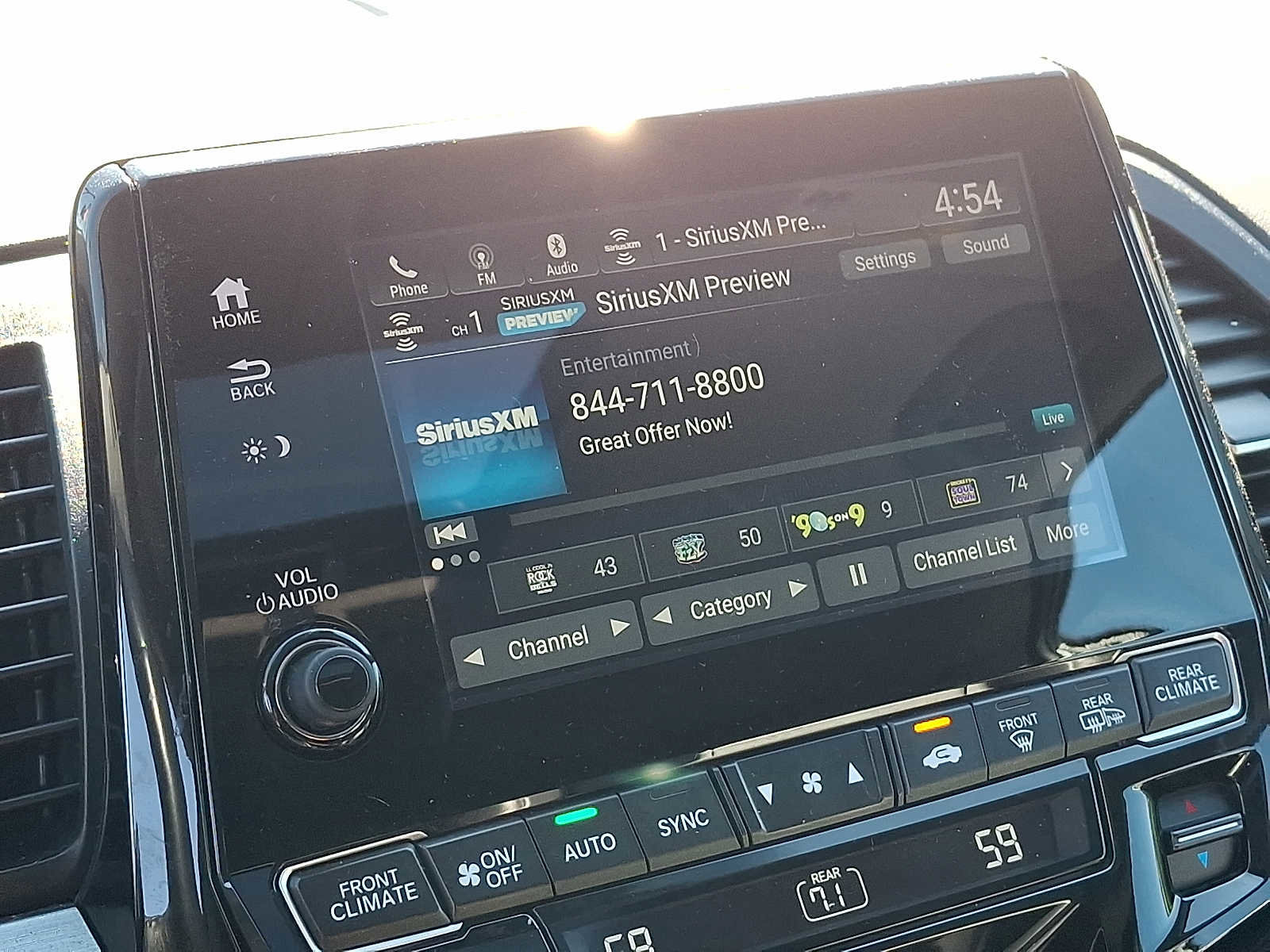 Used 2018 Honda Odyssey EX-L image 17