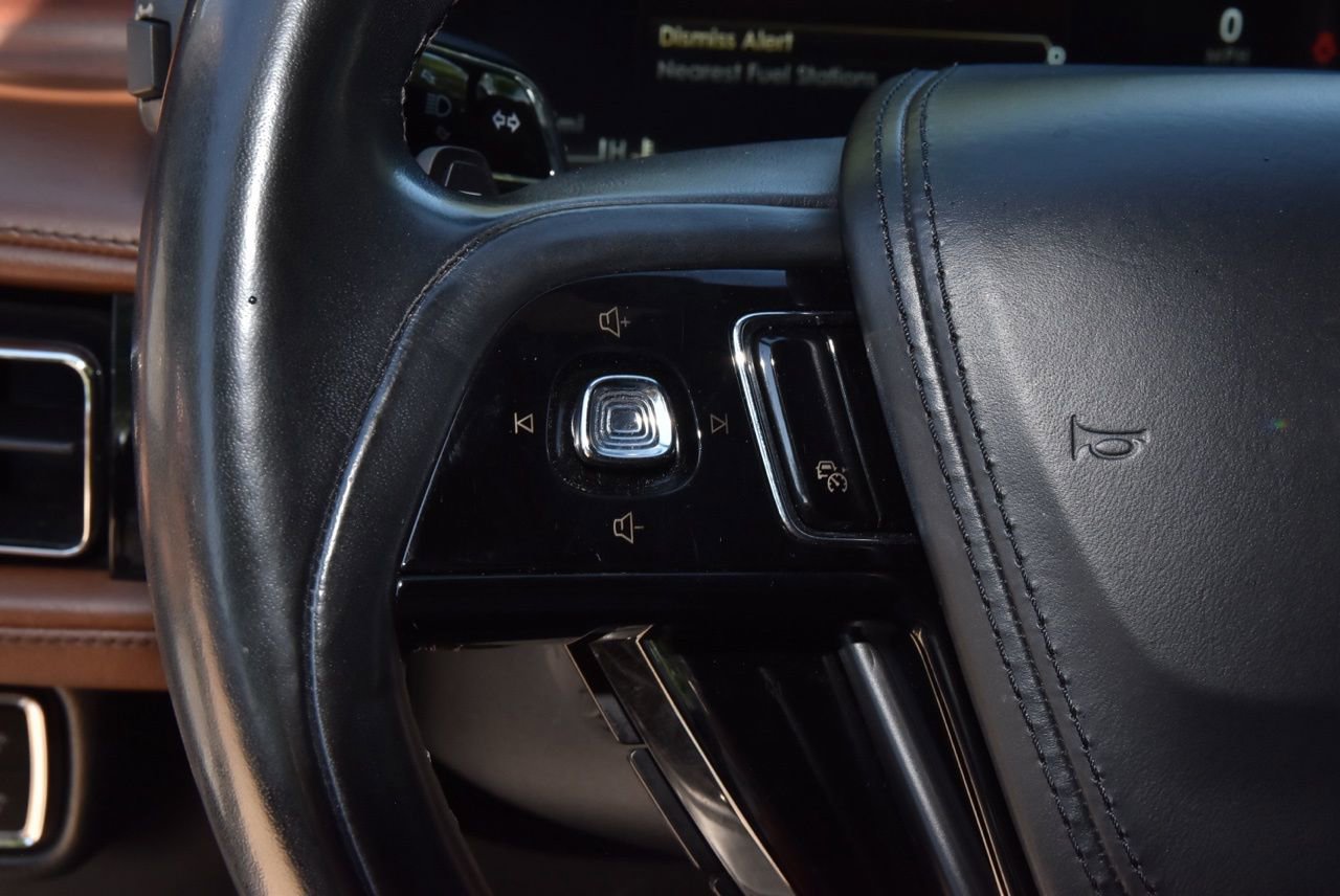 Used 2022 Lincoln Aviator Reserve w/ Equipment Group 201A image 27