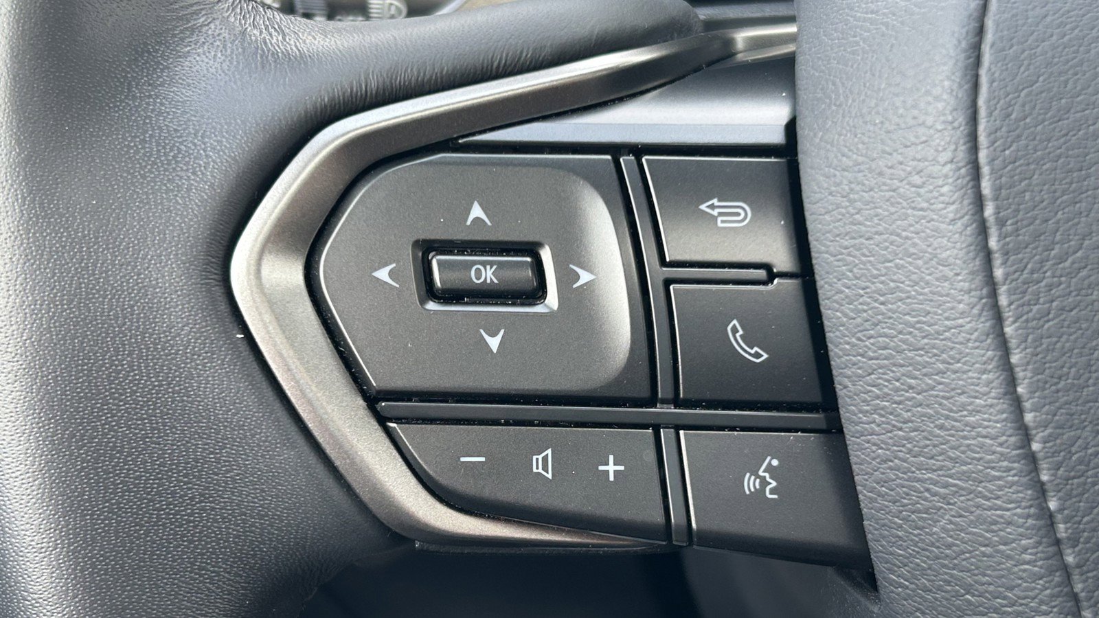 Used 2024 Lexus RX 350 AWD w/ Technology Package image 23