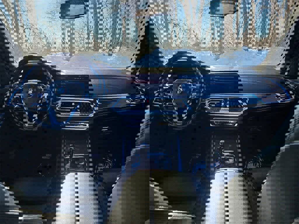 Used 2023 BMW X5 xDrive40i w/ Premium Package image 12