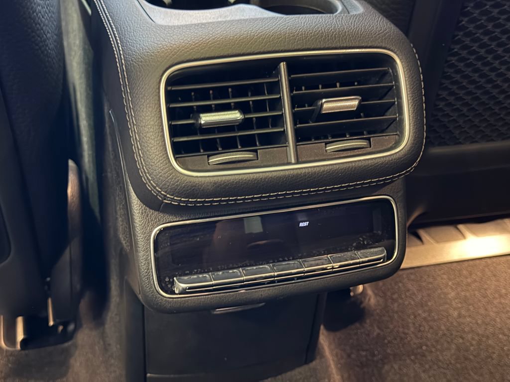 Used 2025 Mercedes-Benz GLS 450 4MATIC image 25
