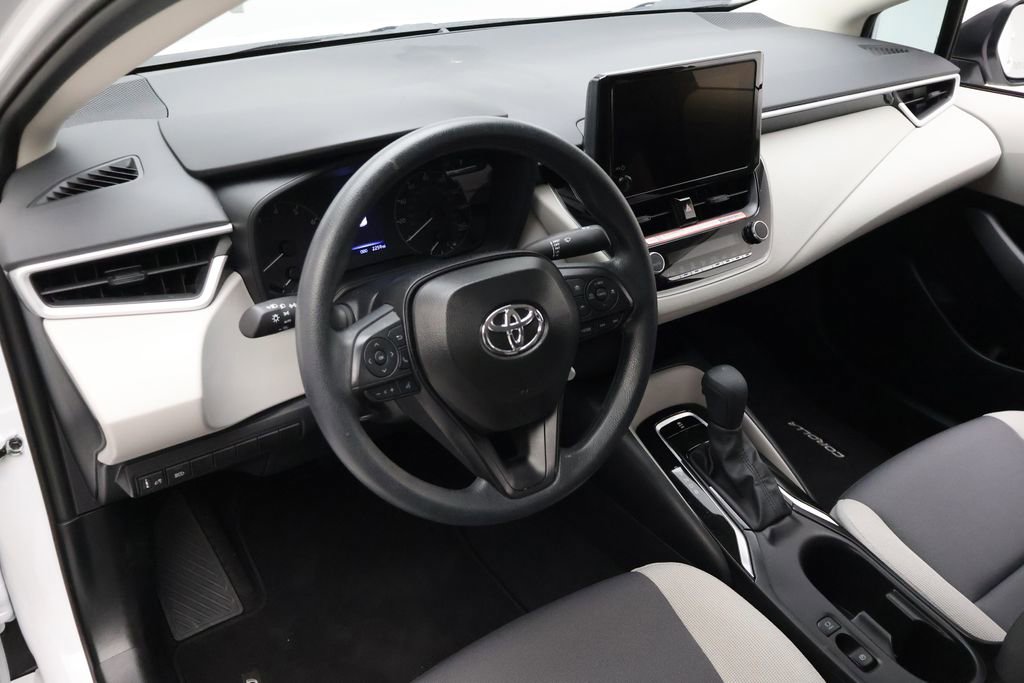 Certified 2025 Toyota Corolla LE image 15