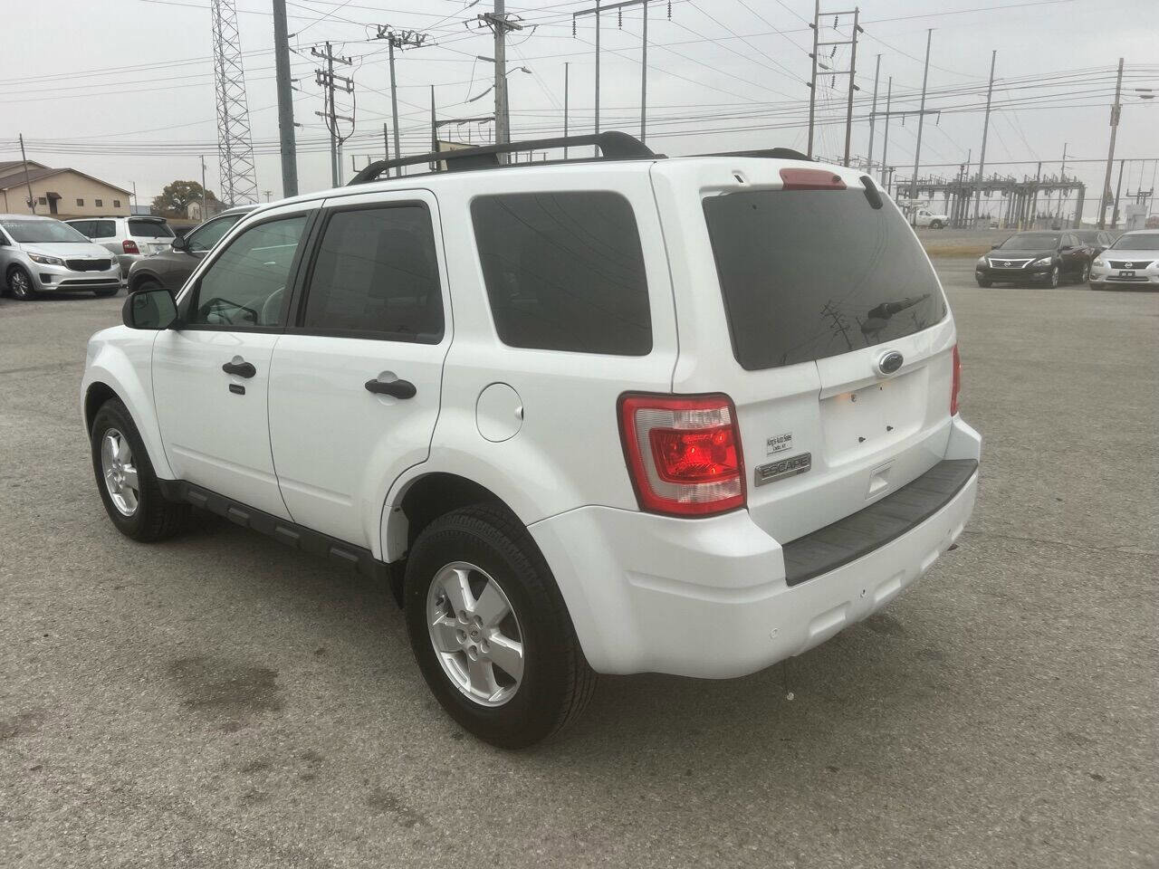 Used 2011 Ford Escape XLT image 7
