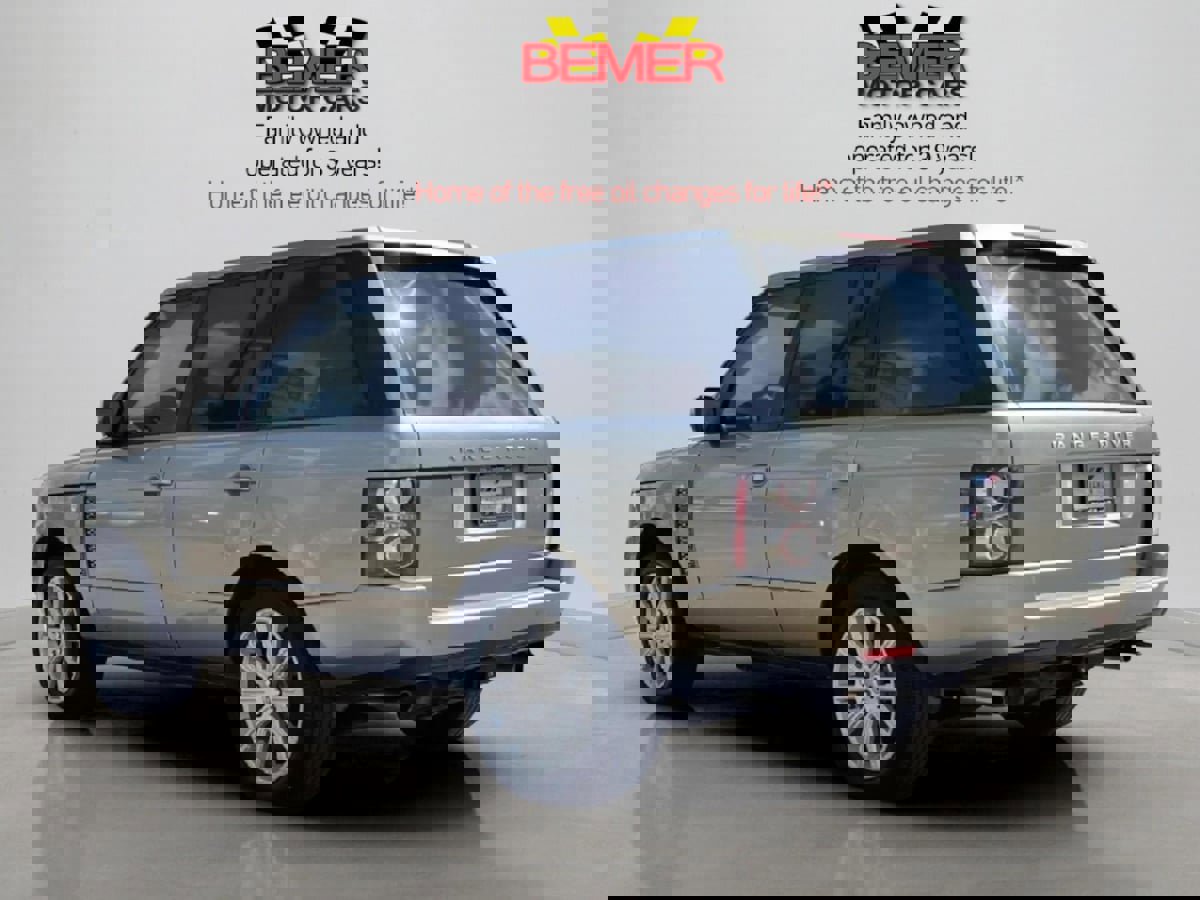 Used 2010 Land Rover Range Rover Supercharged image 3