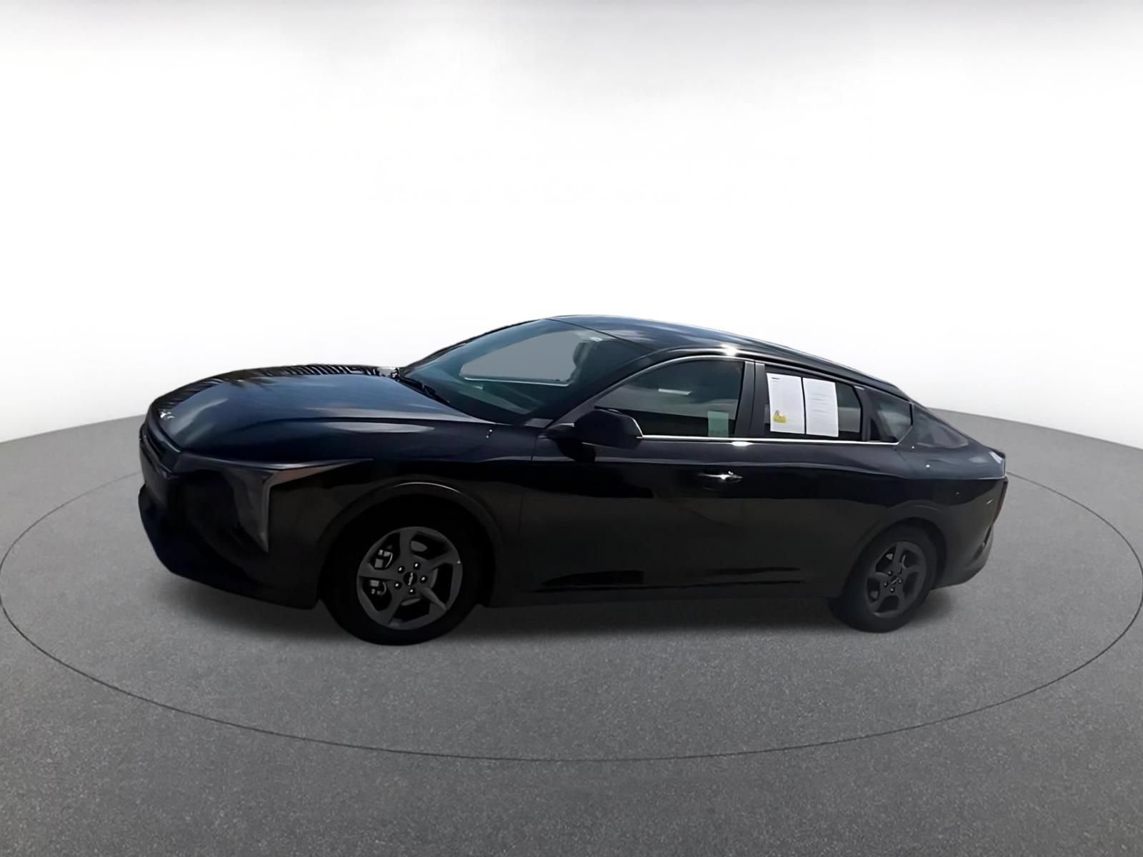 Used 2025 Kia K4 FWD image 7