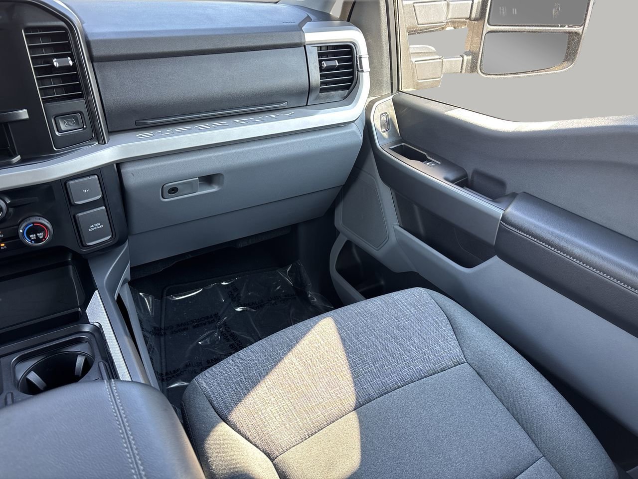 Certified 2025 Ford F350 XLT w/ FX4 Off-Road Package image 14