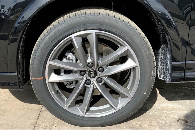 New 2025 Audi Q3 2.0T Premium image 11