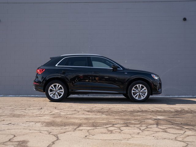 Certified 2025 Audi Q3 2.0T Premium Plus w/ Premium Plus Package image 8