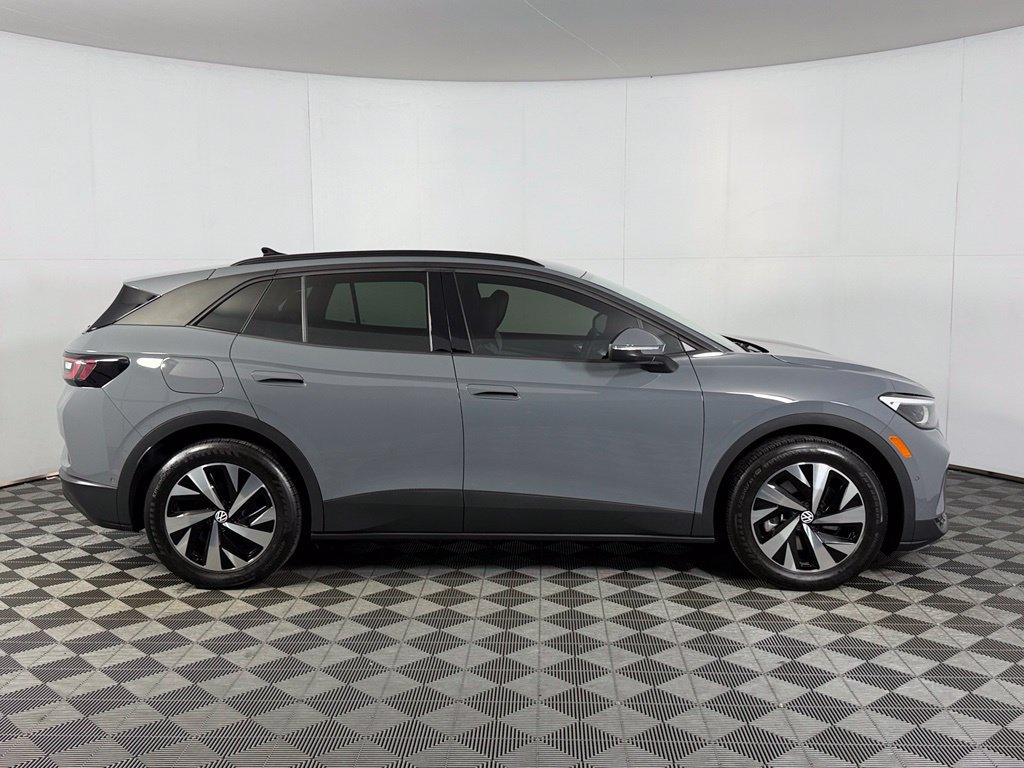 Used 2024 Volkswagen ID.4 2WD image 4