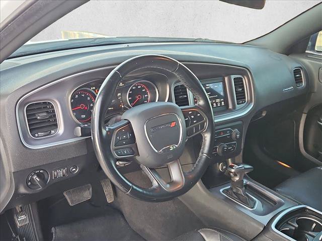 Used 2021 Dodge Charger SXT w/ Leather Interior Group RWD image 16