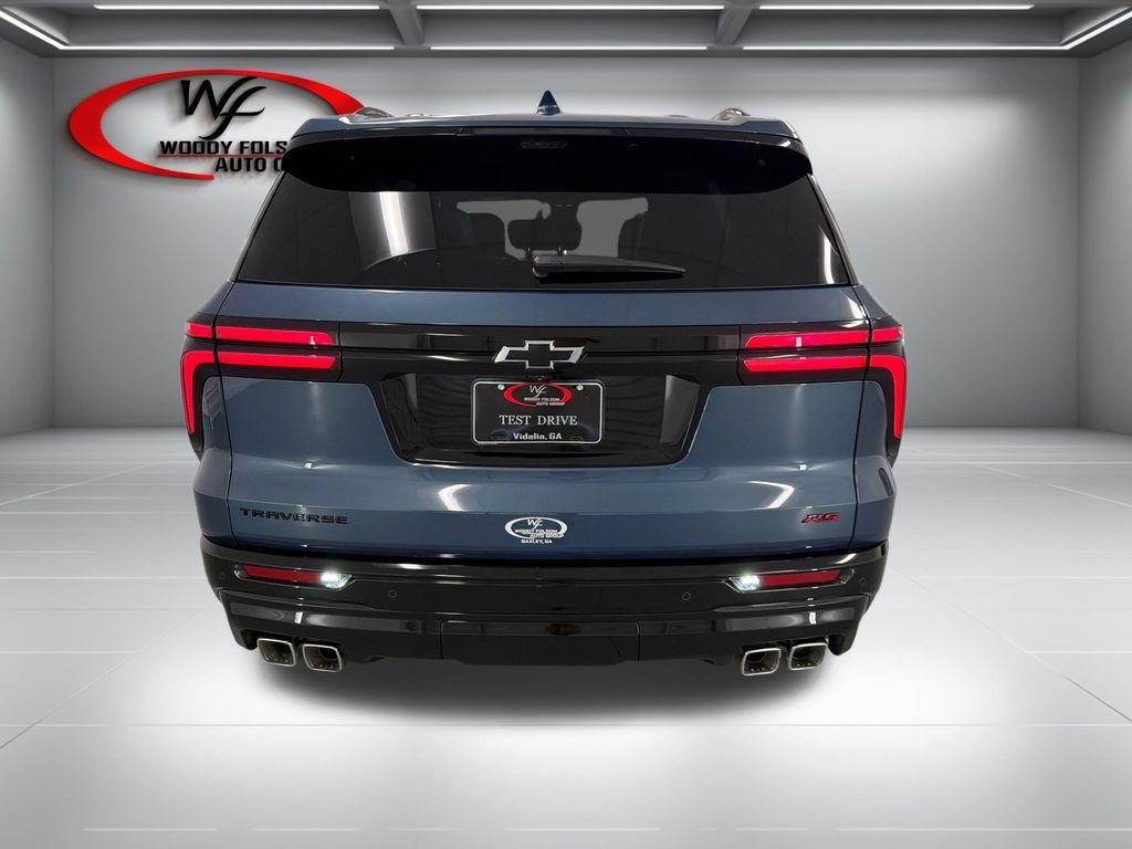 New 2026 Chevrolet Traverse RS w/ LPO, Floor Liner Package FWD image 7