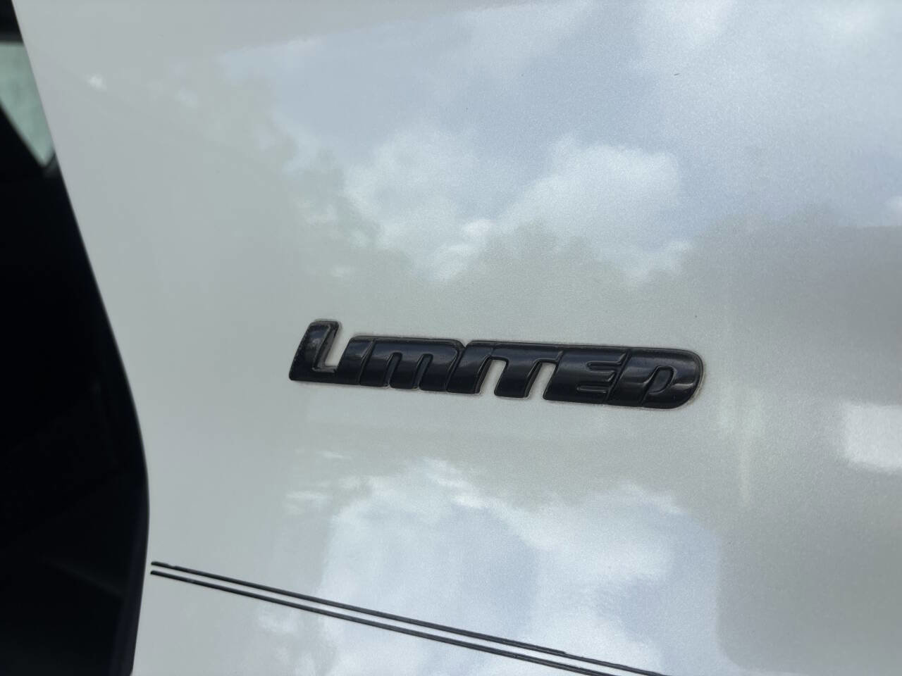 Used 2017 Toyota 4Runner Limited image 6