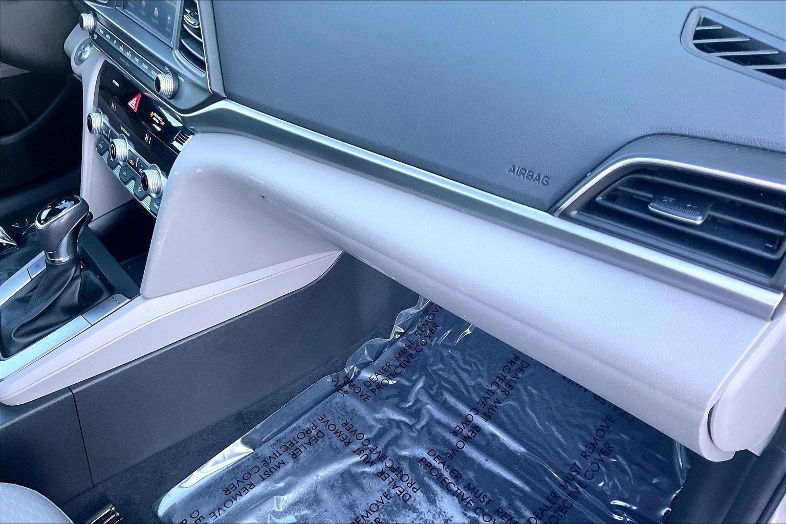 Used 2020 Hyundai Elantra Value Edition w/ Cargo Package (C1) image 19