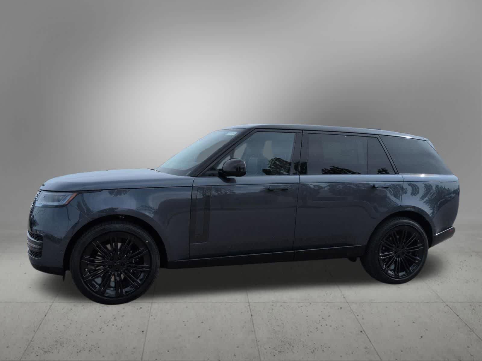 New 2026 Land Rover Range Rover Long Wheelbase SE AWD/4WD image 3