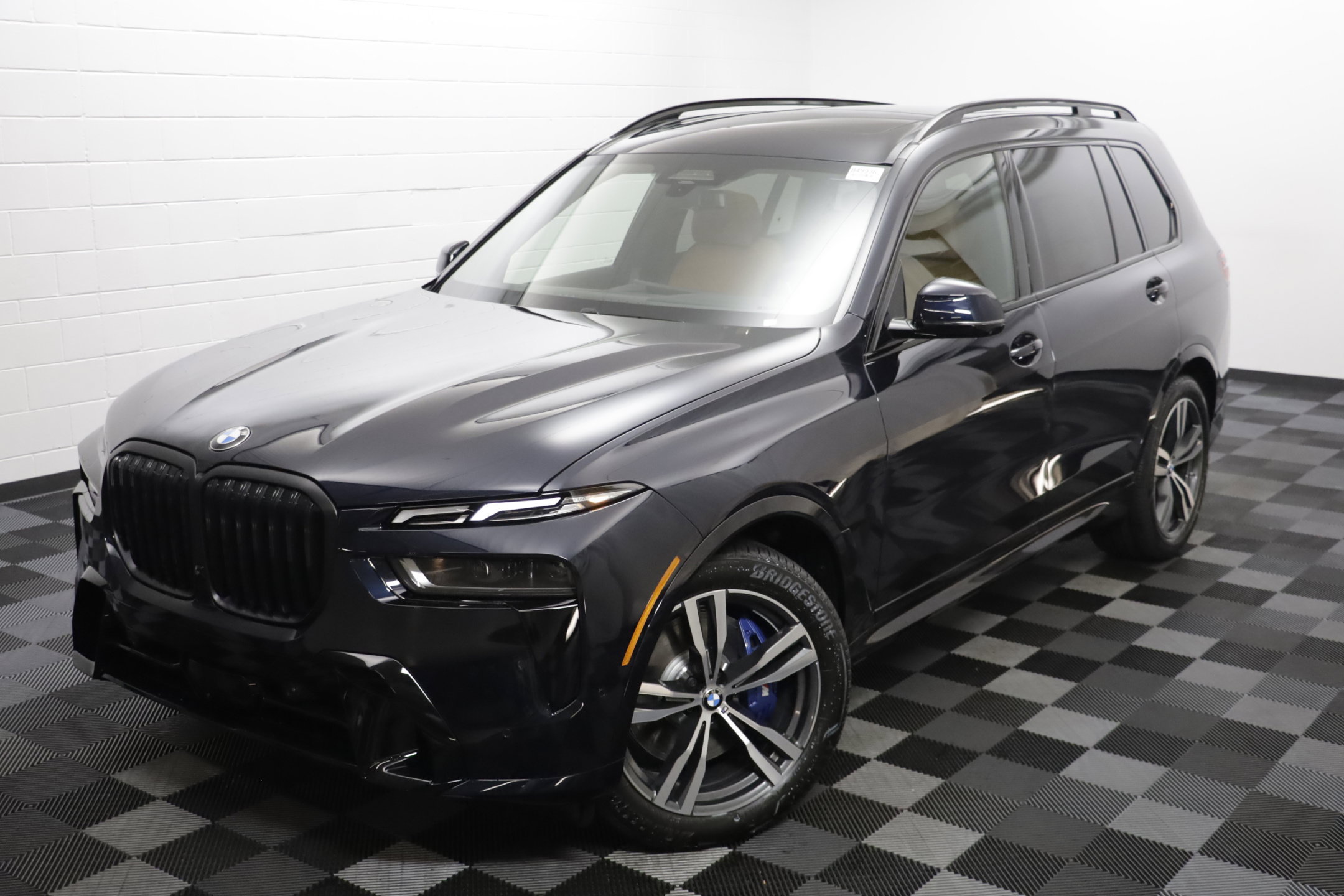 New 2027 BMW X7 xDrive40i w/ Executive Package AWD/4WD image 2